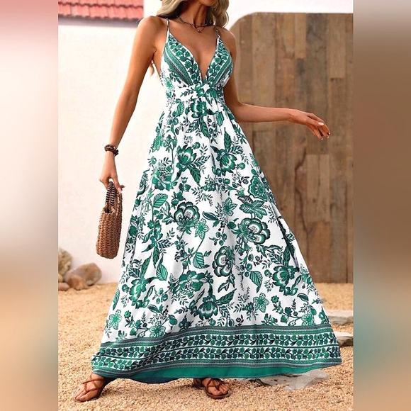 * New Flowy Boho Tribal Maxi Dress Halter White Green - Picture 2 of 8